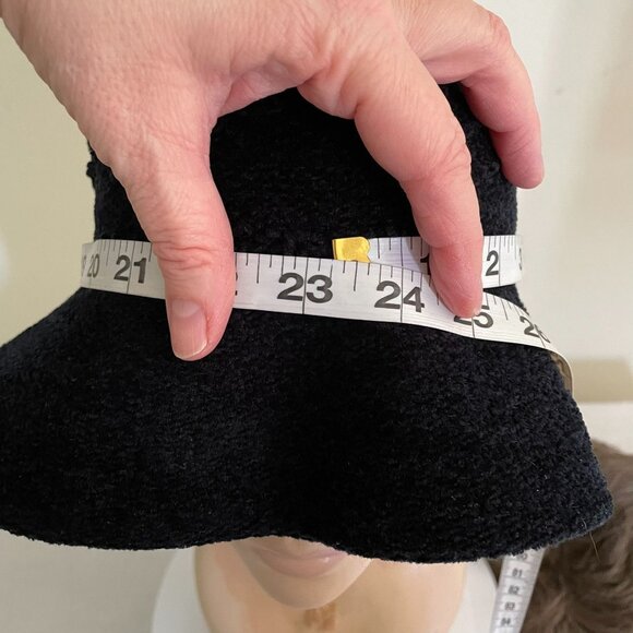 Vintage 90s Black Acrylic Knit Textured Bucket Hat wth 3" brim Collapsable - Picture 5 of 10